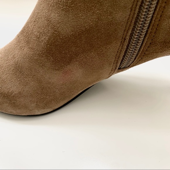 J RENEE BOYCE POINTY NUDE BOOTIES - Picture 13 of 16